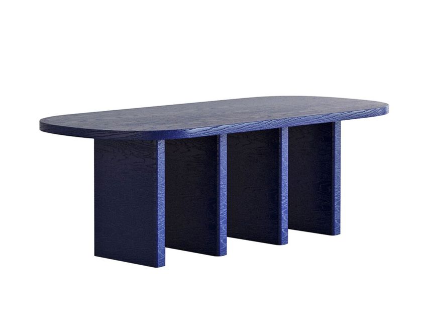 Hermhaus
BUG
Wooden dining table