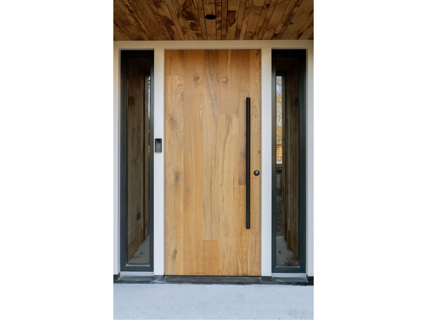 Historisch Hout
BARNWOOD EXTERIOR DOORS
Reclaimed wood entry door