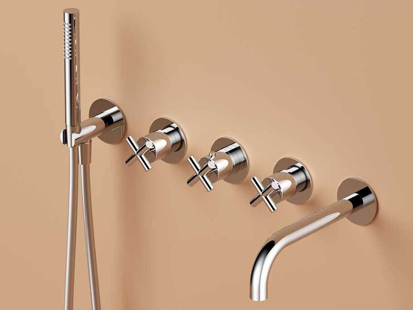 Hotbath
CHAP C7072
Thermostatic wall-mounted bathtub set with hand shower