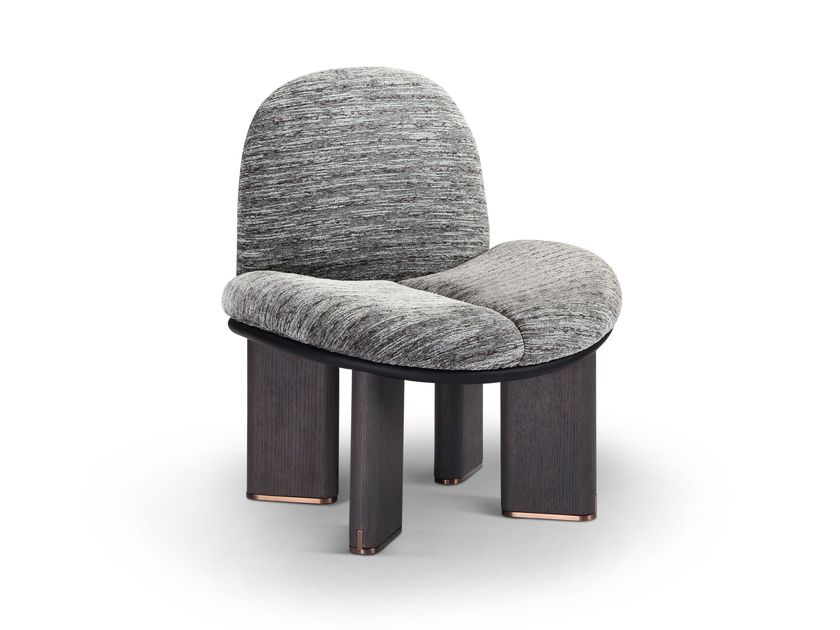 HOTHING
MOUND
Fabric easy chair without armrests
