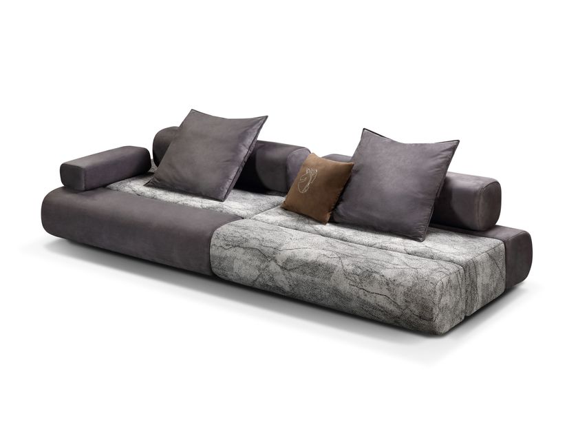 HOTHING
THE GAME
Straight modular 2 seater velvet sofa