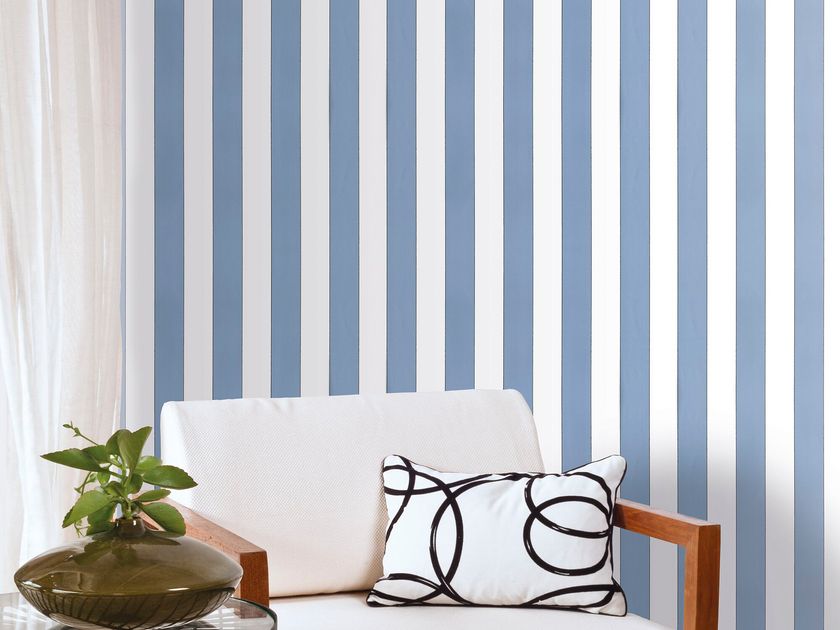 ICH
CRONNO
Striped wallpaper