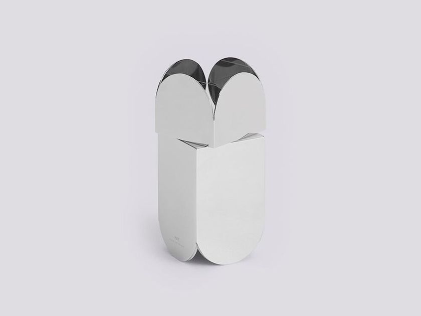 In Stock
HAY - ARCS SMALL MIRROR
Stainless steel salt and pepper shaker