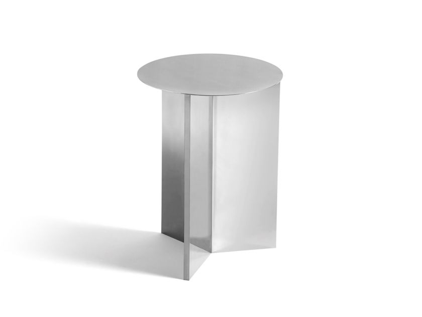 In Stock
HAY - SLIT ROUND 35 MIRROR
Round steel side table