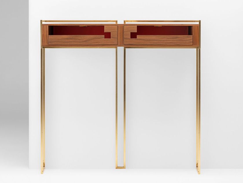 Incalmi
ONORATA
Rectangular walnut console table with drawers