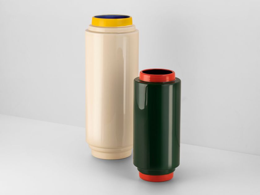 Incalmi
PILONI
Round ceramic vase