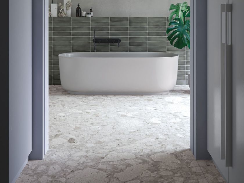 Iris Ceramica
THÉKÈ PIETRE
Porcelain stoneware wall/floor tiles with stone effect