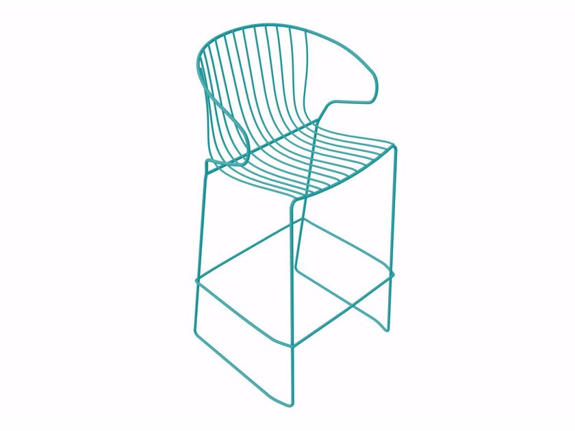 ISIMAR
BOLONIA
Steel garden stool with armrests