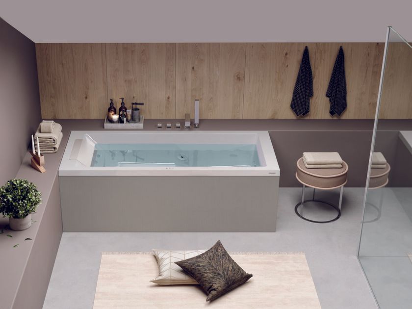 Jacuzzi®
MYWAY 180
Hydromassage bathtub