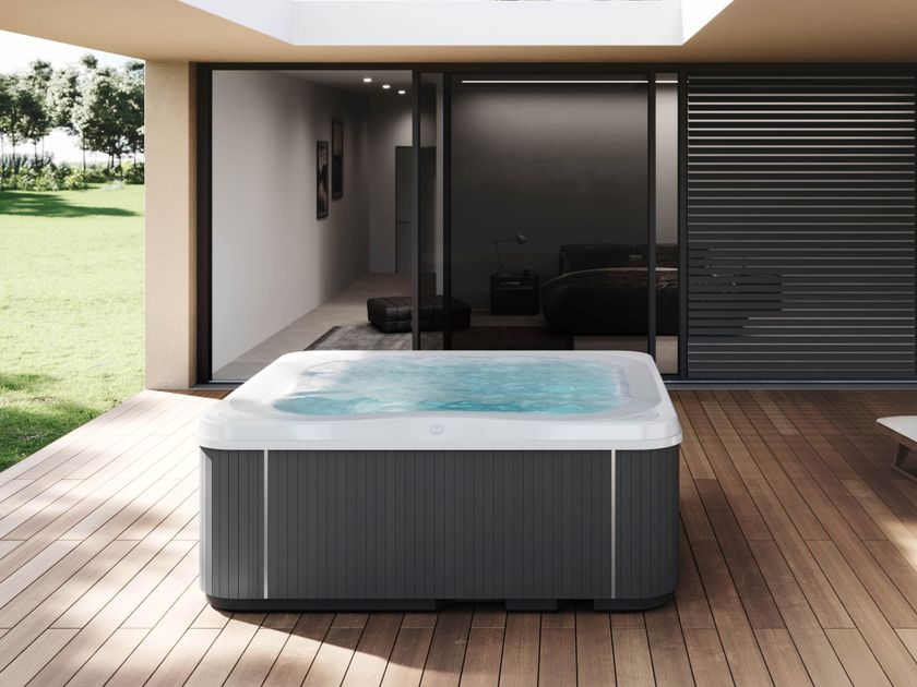 Jacuzzi® PROFILE - Гидромассажная уличная мини-бассейн