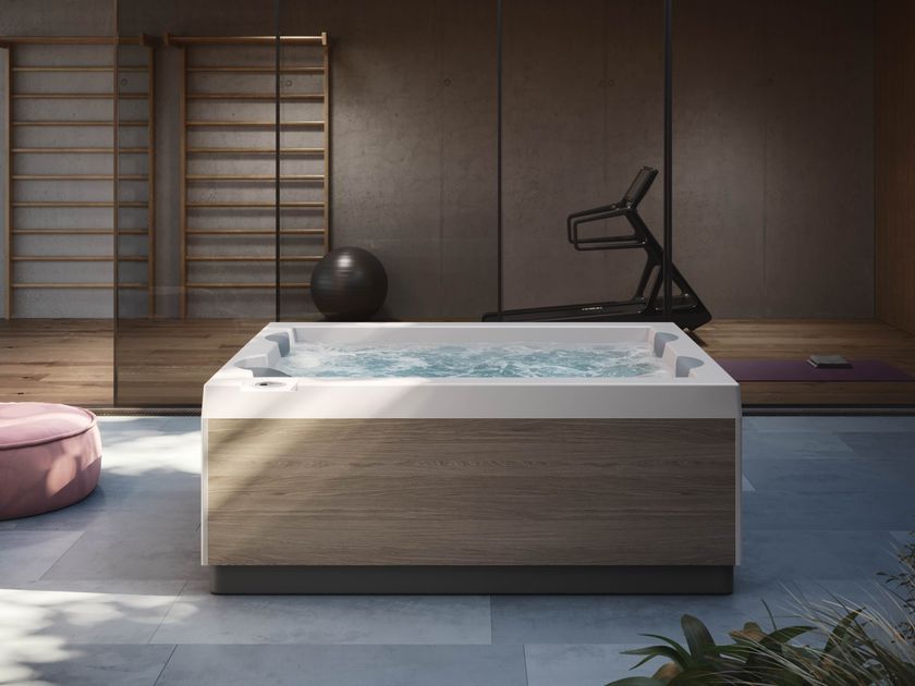 Jacuzzi® UNIQUE - Гидромассажная мини-бассейн на 3 места прямоугольной формы