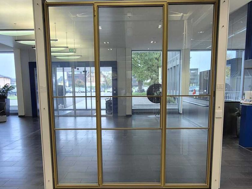 Jansen
JANISOL ARTE OTTONE
Brass thermal break window