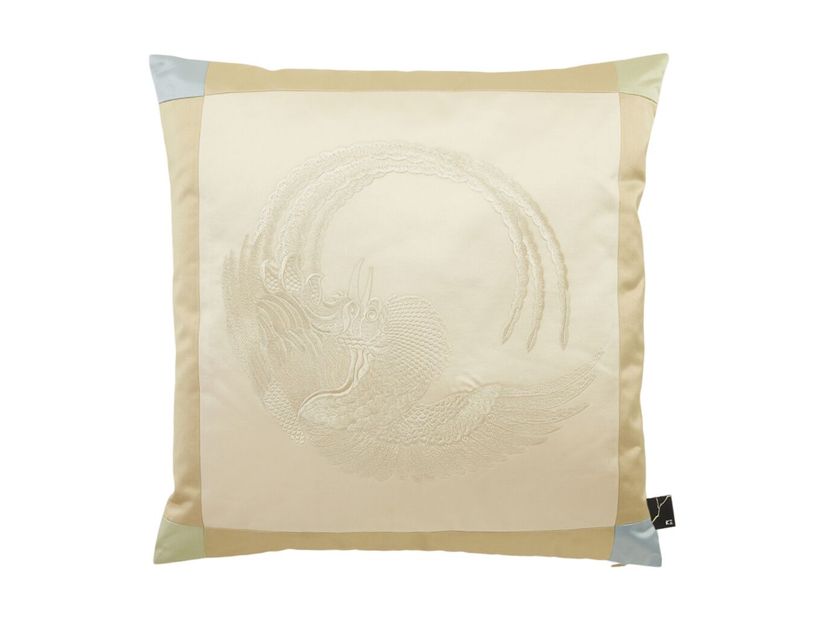 K-3
PHOENIX 21
Square fabric cushion