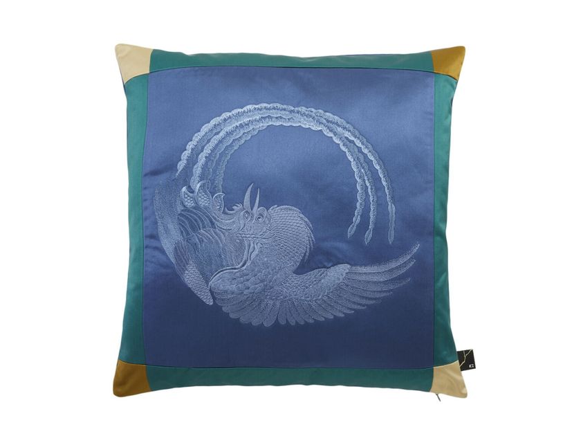 K-3
PHOENIX 50
Square fabric cushion