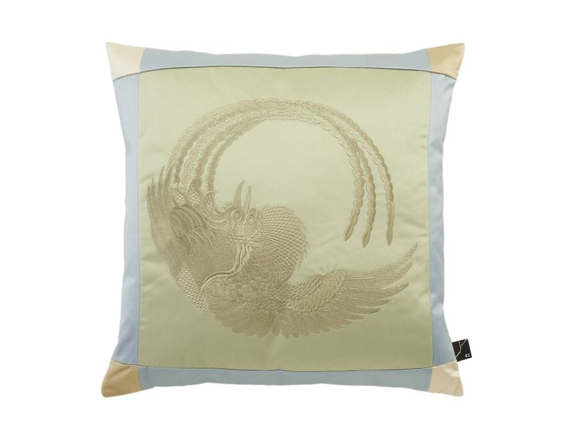 K-3
PHOENIX 61
Square fabric cushion