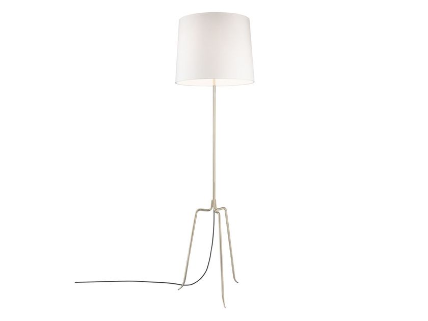 Kalmar
DREISTELZ
Metal floor lamp with silk lampshade
