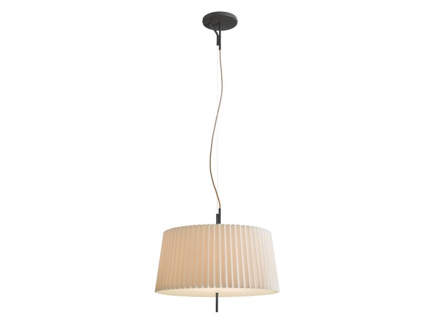 Kalmar
FLIEGENBEIN HL
Silk pendant lamp