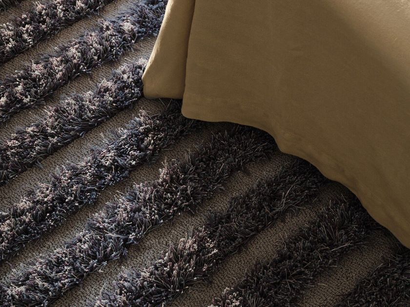 Kasthall
INES REED
Handtufted rug in pure wool and linen