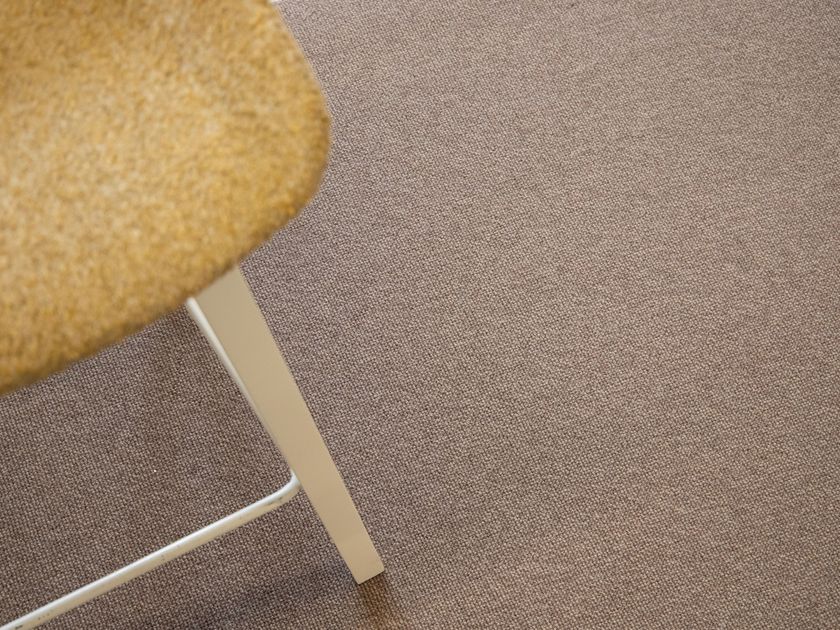 Kasthall
MARBLE
Woven boucle wall-to-wall carpet