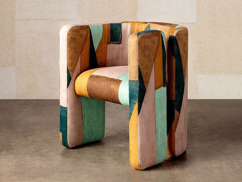 Kelly Wearstler
FAIRFAX
Upholstered fabric chair with armrests