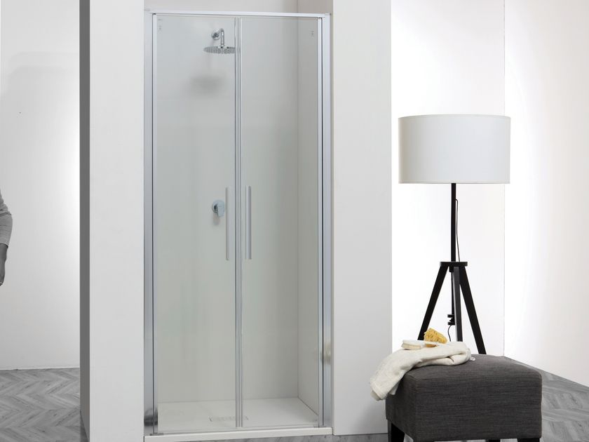 Kinedo
GL6
Niche shower cabin with hinged door