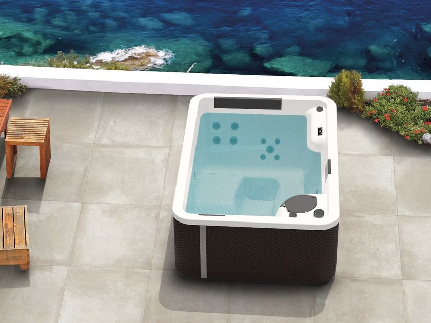 Kinedo
HAPPY SPA A300
3-seats outdoor minipool with chromotherapy