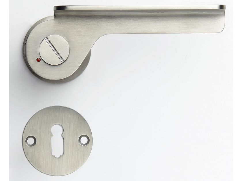 KLEIS
SVING
Steel door handle on rose
