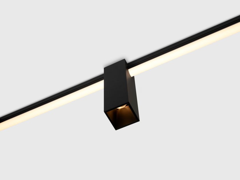 Kreon
PROLOGE 40 ON-KAGI FIXED LEVEL 1
LED track-Light