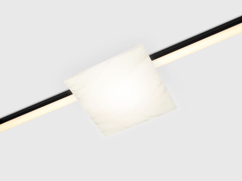 Kreon
PROLOGE 40 STONE ON-KAGI LEVEL 1
LED track-Light