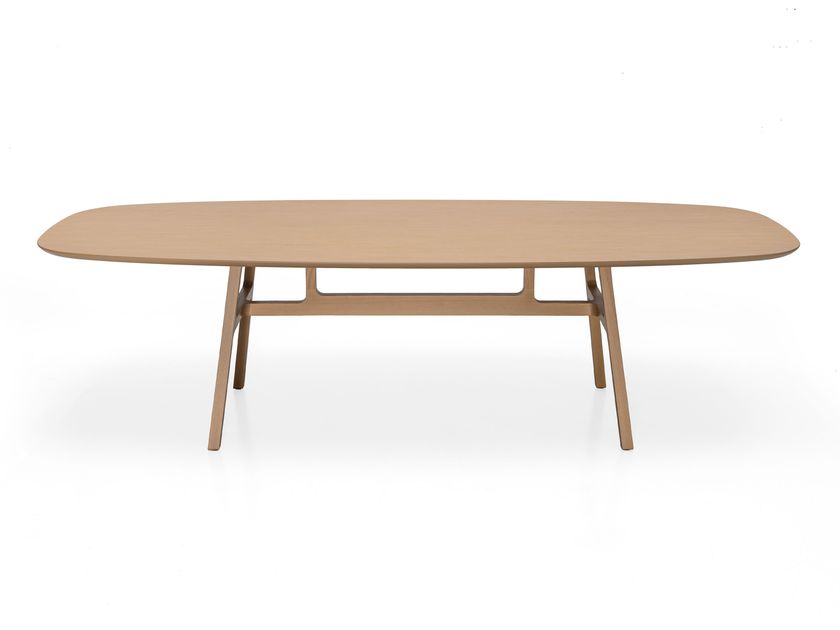 Kristalia
BOTTEGA
Oval ash table