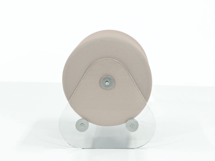 KUUMO
MW06 BENCH IN PMMA
Upholstered bench