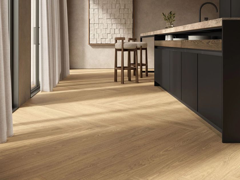 LaFaenza
SUITE WOOD
Porcelain stoneware wall/floor tiles with wood effect