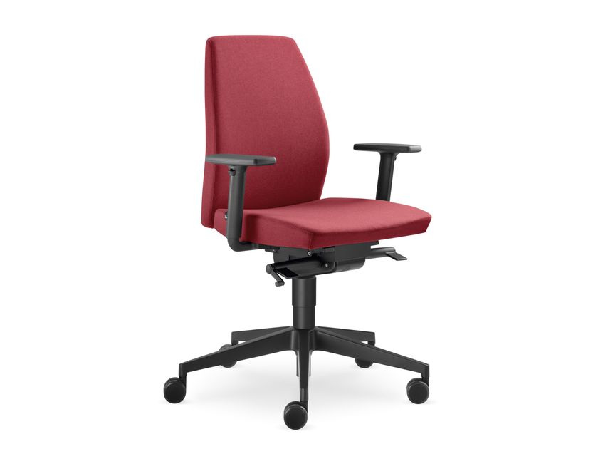 LD Seating
ALVA 332-SYS
Swivel office chair with armrests with 5-spoke base