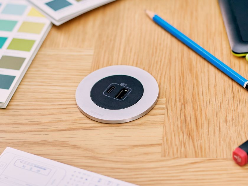 Legrand
INCARA™ DISQ 60
Electrical socket