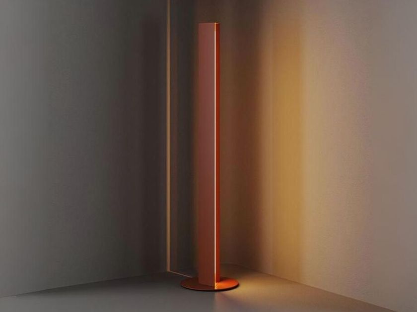 LEUCOS
STRIPE TR
LED stainless steel floor lamp