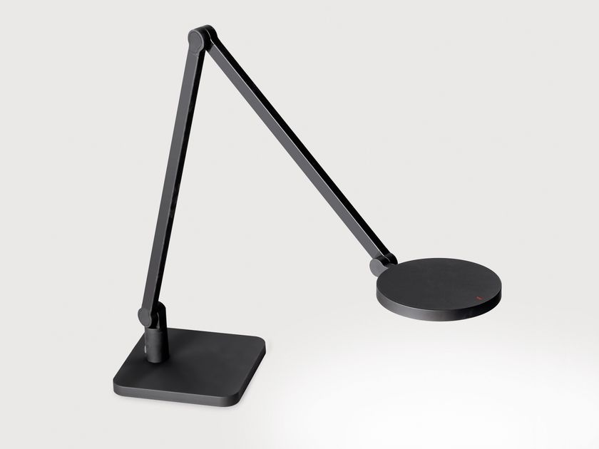 Lightnet
LUCILLE T1
LED desk lamp