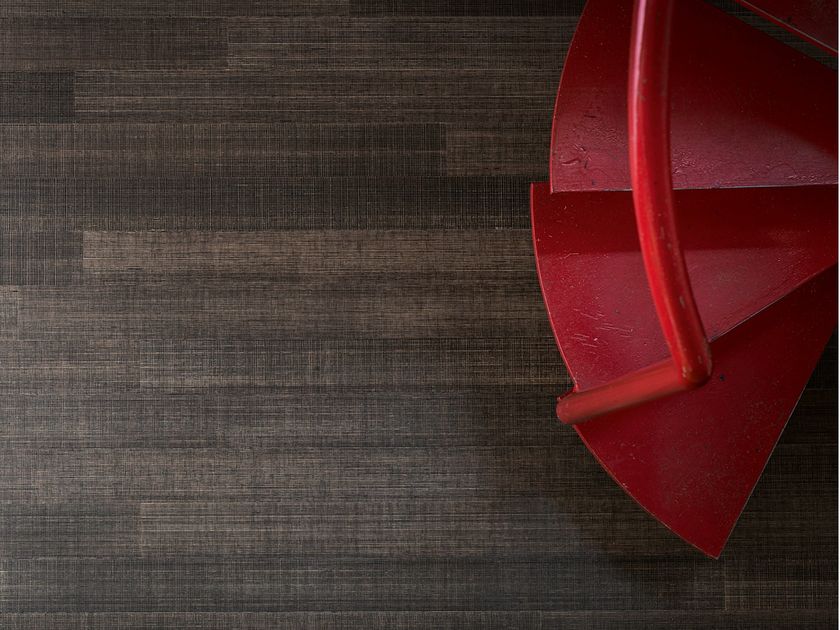 Listone Giordano
FABRIQUE GRAPHITE
2 layers birch parquet