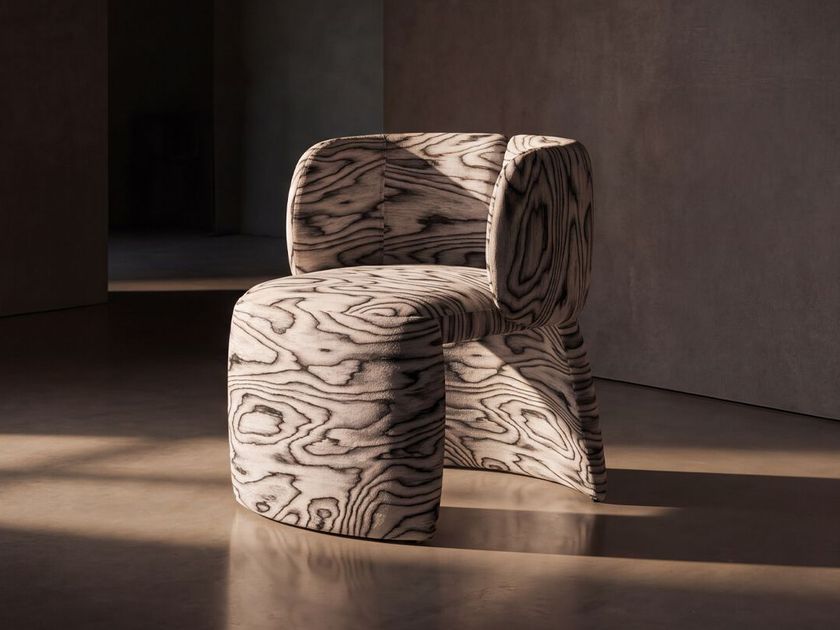 Living Couture
CORA
Easy chair with armrests