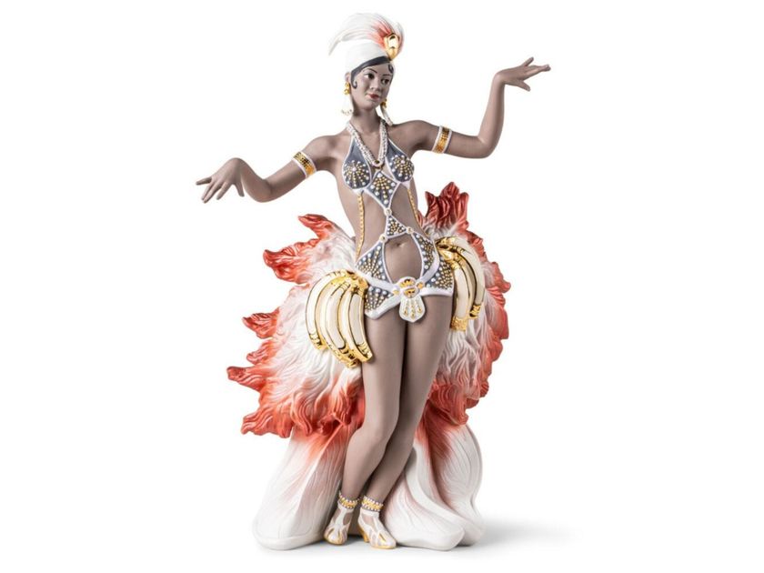 Lladró
EBONY GODDESS
Porcelain decorative object