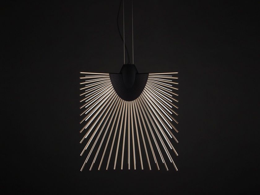 Loomiosa
QUADRA
Anodized aluminium pendant lamp