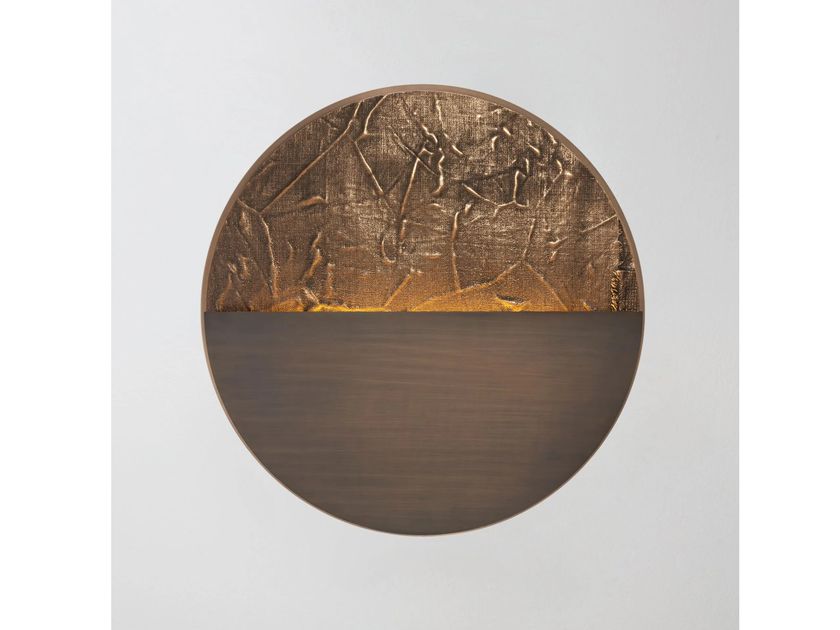 LUCE TU
SCIGHERA TRI
LED brass wall light