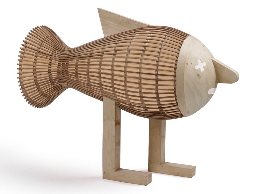 LZF
WALKING FISH
Handmade wood veneer floor lamp