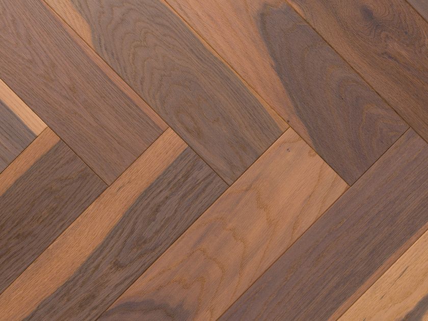 Mafi
OAK MOLTO VULCANO 90° - WHITE OIL
Wooden flooring