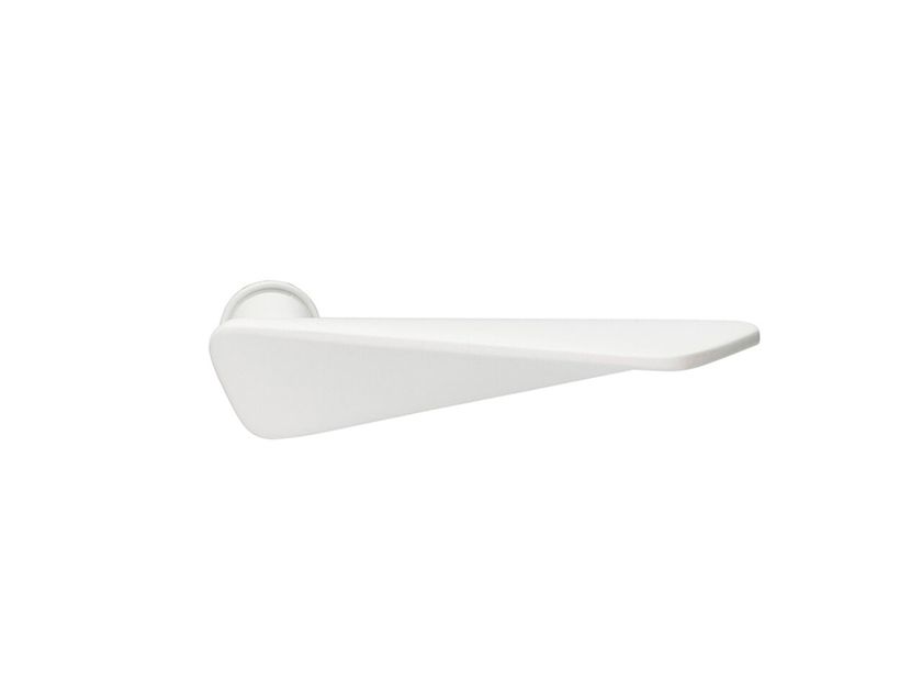 Manital
INTONA MINIMAL
Zinc door handle on rose