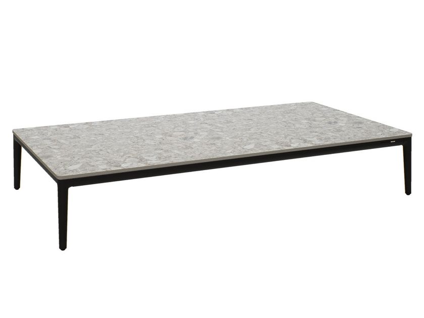 MANUTTI
ZENDO SENSE
Low stone and metal coffee table