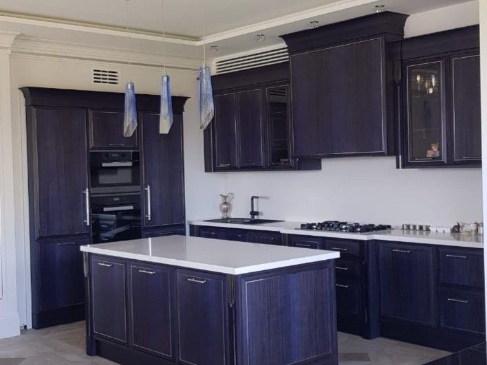Martini Interiors
ESSENZA
Custom eucalyptus kitchen with island