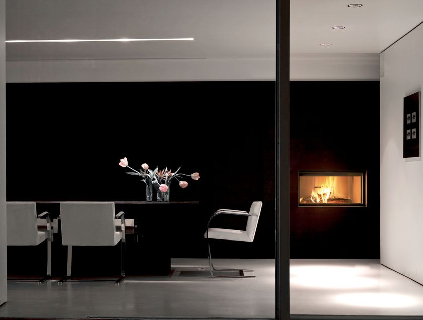 MCZ
PLASMA 95 WOOD
Built-in wood-burning fireplace with panoramic glass