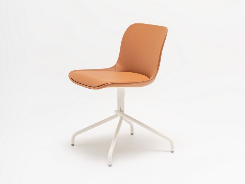 MDD
BALTIC 2 CLASSIC
Trestle-based fabric chair with padded seat