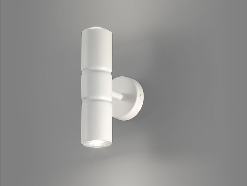 Metal Lux
TURBO
Metal wall light