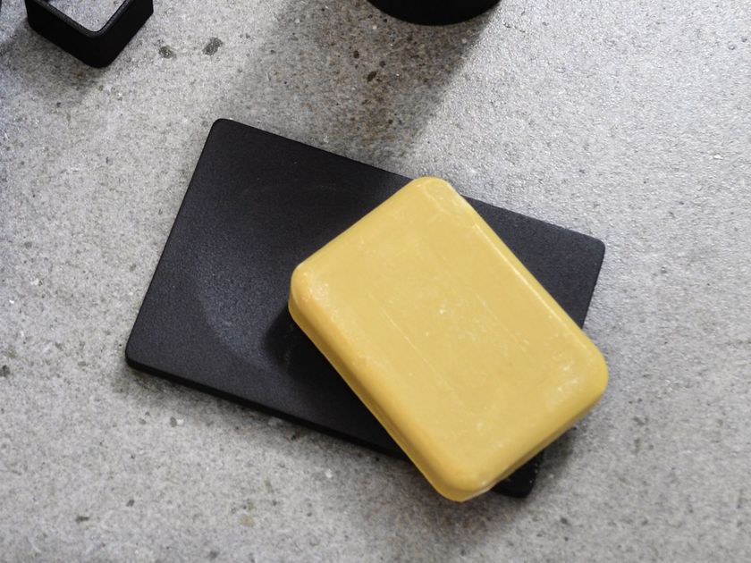 MG12
DEEP
Countertop brass soap dish